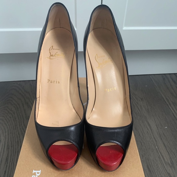 Authentic Christian Louboutin Very Prive size 38 - Picture 2 of 7